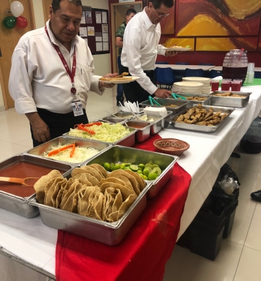  - catering y banquetes, traslados ejecutivos